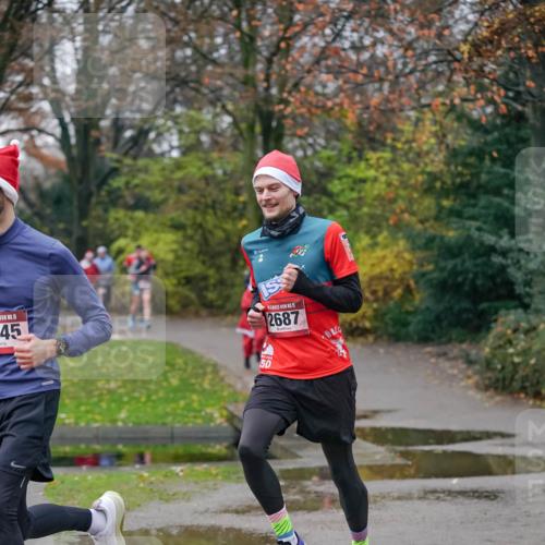 07.12.2025 - St. Pauli X-Mass-Run No. 15 Michael Burmester http://msf.ph/oto/9411415 07.12.2025 09:58:59 Laufen 15, 45, 15, 2687, 50 meine-sportfotos.de