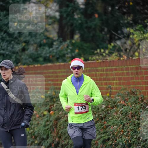 07.12.2025 - St. Pauli X-Mass-Run No. 15 Michael Burmester http://msf.ph/oto/9411519 07.12.2025 09:59:22 Laufen 15, 174 meine-sportfotos.de