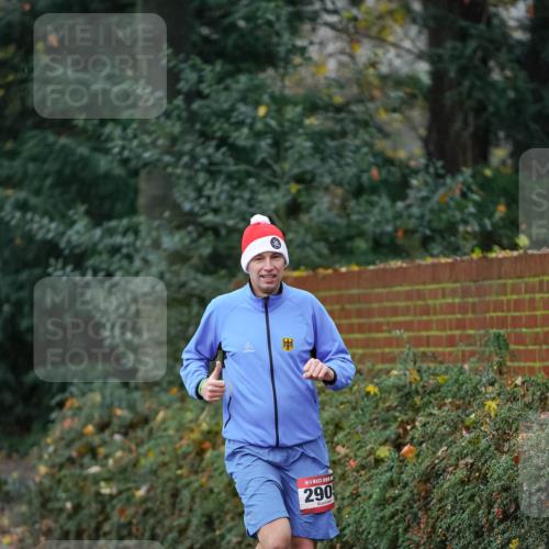 07.12.2025 - St. Pauli X-Mass-Run No. 15 Michael Burmester http://msf.ph/oto/9411546 07.12.2025 09:59:32 Laufen 290 meine-sportfotos.de