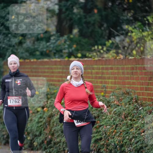 07.12.2025 - St. Pauli X-Mass-Run No. 15 Michael Burmester http://msf.ph/oto/9411617 07.12.2025 09:59:52 Laufen 1762, 30 meine-sportfotos.de