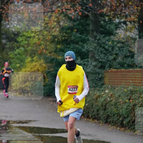 07.12.2025 - St. Pauli X-Mass-Run No. 15 Michael Burmester http://msf.ph/oto/9411662 07.12.2025 09:59:58 Laufen 4227 meine-sportfotos.de