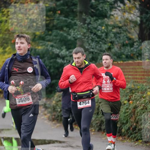 07.12.2025 - St. Pauli X-Mass-Run No. 15 Michael Burmester http://msf.ph/oto/9411707 07.12.2025 10:00:09 Laufen 3606, 15, 4764, 22, 3703 meine-sportfotos.de