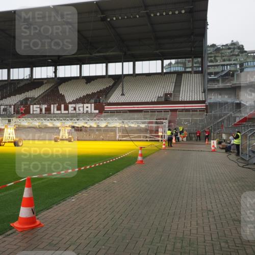 07.12.2025 - St. Pauli X-Mass-Run No. 15 Fabian Wolf http://msf.ph/oto/9411709 07.12.2025 11:14:04 Ziel 274, 375, 425, 475, 708 meine-sportfotos.de