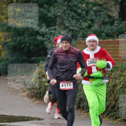 07.12.2025 - St. Pauli X-Mass-Run No. 15 Michael Burmester http://msf.ph/oto/9411740 07.12.2025 10:00:12 Laufen 15, 4115, 15, 3862 meine-sportfotos.de
