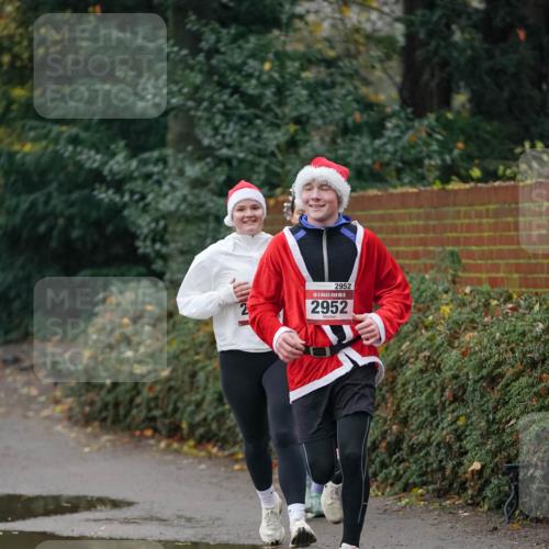 07.12.2025 - St. Pauli X-Mass-Run No. 15 Michael Burmester http://msf.ph/oto/9411894 07.12.2025 10:00:31 Laufen 2952, 15, 2952 meine-sportfotos.de