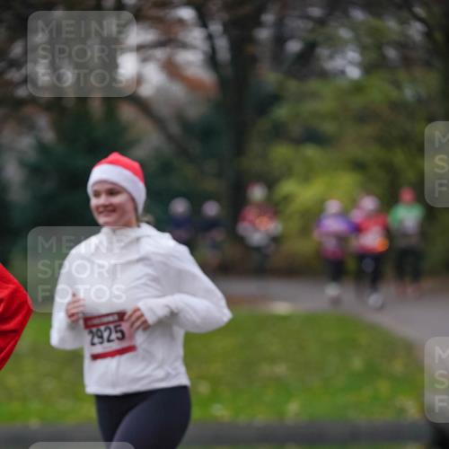 07.12.2025 - St. Pauli X-Mass-Run No. 15 Michael Burmester http://msf.ph/oto/9411918 07.12.2025 10:00:34 Laufen 2925 meine-sportfotos.de