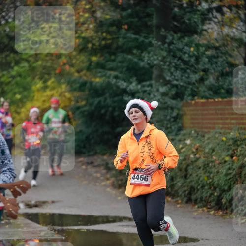 07.12.2025 - St. Pauli X-Mass-Run No. 15 Michael Burmester http://msf.ph/oto/9411956 07.12.2025 10:00:38 Laufen 4466 meine-sportfotos.de