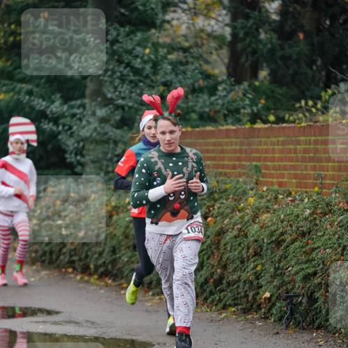 07.12.2025 - St. Pauli X-Mass-Run No. 15 Michael Burmester http://msf.ph/oto/9412050 07.12.2025 10:00:51 Laufen  meine-sportfotos.de