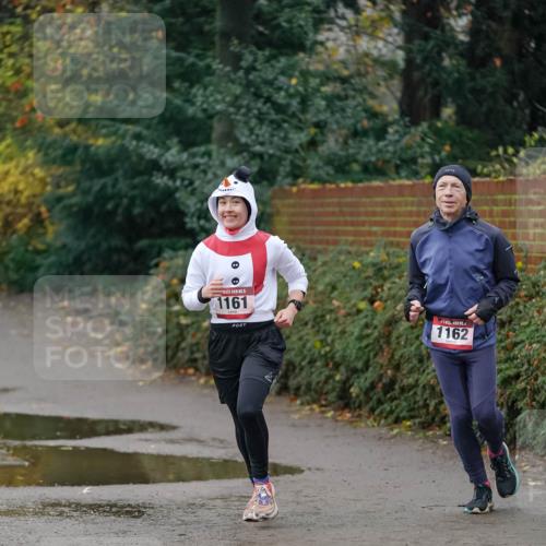 07.12.2025 - St. Pauli X-Mass-Run No. 15 Michael Burmester http://msf.ph/oto/9412097 07.12.2025 10:00:56 Laufen 15, 1161, 1162 meine-sportfotos.de