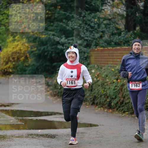 07.12.2025 - St. Pauli X-Mass-Run No. 15 Michael Burmester http://msf.ph/oto/9412103 07.12.2025 10:00:57 Laufen 15, 1161, 1162 meine-sportfotos.de