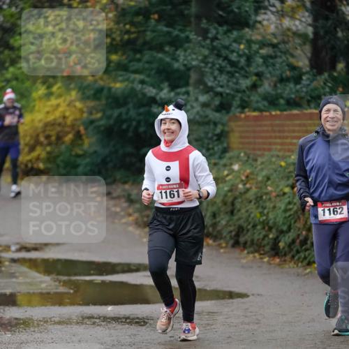 07.12.2025 - St. Pauli X-Mass-Run No. 15 Michael Burmester http://msf.ph/oto/9412106 07.12.2025 10:00:57 Laufen 1161, 6, 1162 meine-sportfotos.de