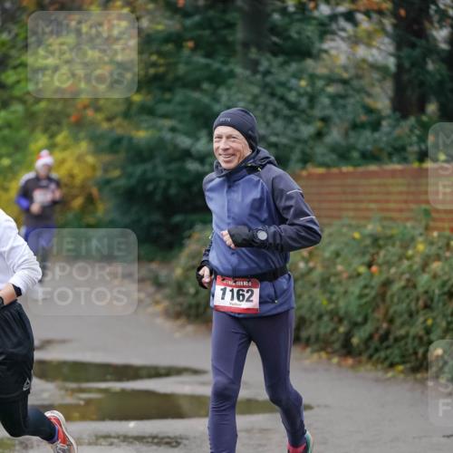 07.12.2025 - St. Pauli X-Mass-Run No. 15 Michael Burmester http://msf.ph/oto/9412115 07.12.2025 10:00:58 Laufen 6, 1162 meine-sportfotos.de