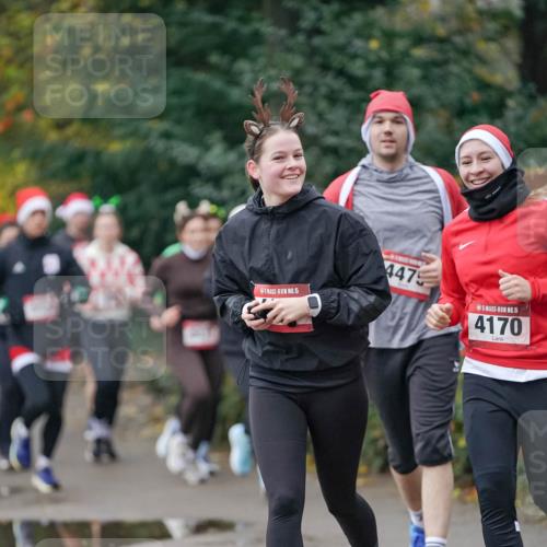 07.12.2025 - St. Pauli X-Mass-Run No. 15 Michael Burmester http://msf.ph/oto/9412201 07.12.2025 10:01:12 Laufen 15, 4475, 15, 4170 meine-sportfotos.de