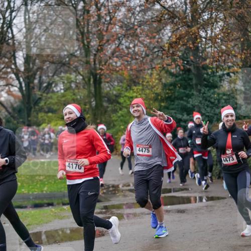 07.12.2025 - St. Pauli X-Mass-Run No. 15 Michael Burmester http://msf.ph/oto/9412219 07.12.2025 10:01:14 Laufen 4170, 4475, 4473 meine-sportfotos.de