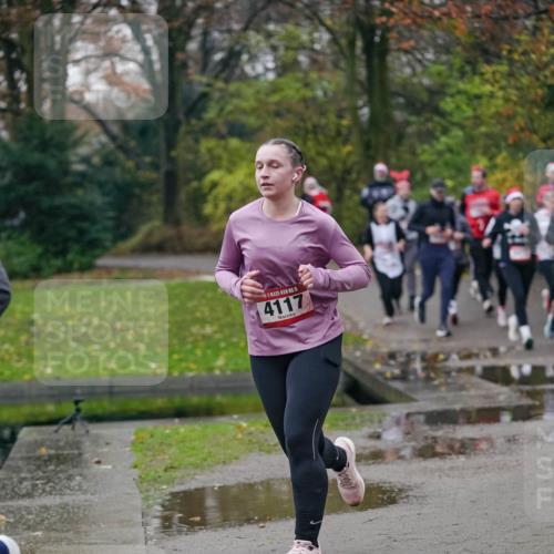 07.12.2025 - St. Pauli X-Mass-Run No. 15 Michael Burmester http://msf.ph/oto/9412279 07.12.2025 10:01:21 Laufen 15, 4117 meine-sportfotos.de