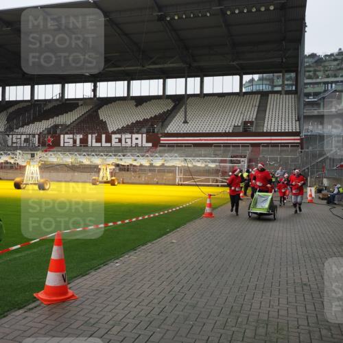 07.12.2025 - St. Pauli X-Mass-Run No. 15 Fabian Wolf http://msf.ph/oto/9412518 07.12.2025 11:17:19 Ziel 551, 1122, 1125, 1127, 1130, 1340, 1529, 1531, 1686, 2766, 2846, 2849 meine-sportfotos.de