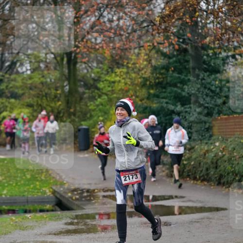 07.12.2025 - St. Pauli X-Mass-Run No. 15 Michael Burmester http://msf.ph/oto/9412552 07.12.2025 10:01:54 Laufen 2173 meine-sportfotos.de