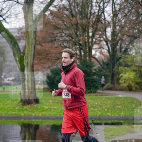 07.12.2025 - St. Pauli X-Mass-Run No. 15 Michael Burmester http://msf.ph/oto/9412741 07.12.2025 10:02:11 Laufen 2238 meine-sportfotos.de