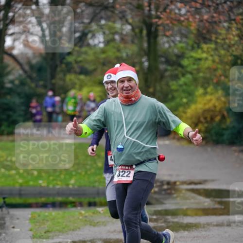 07.12.2025 - St. Pauli X-Mass-Run No. 15 Michael Burmester http://msf.ph/oto/9412798 07.12.2025 10:02:17 Laufen 15, 322 meine-sportfotos.de