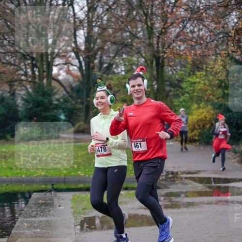 07.12.2025 - St. Pauli X-Mass-Run No. 15 Michael Burmester http://msf.ph/oto/9412842 07.12.2025 10:02:21 Laufen 478, 461 meine-sportfotos.de