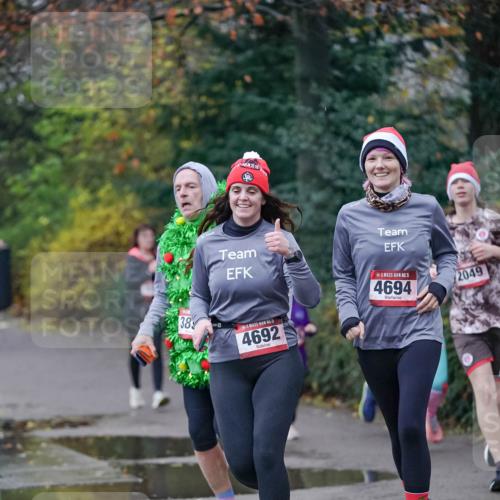 07.12.2025 - St. Pauli X-Mass-Run No. 15 Michael Burmester http://msf.ph/oto/9412905 07.12.2025 10:02:29 Laufen 38, 5, 4692, 15, 4694, 2049 meine-sportfotos.de