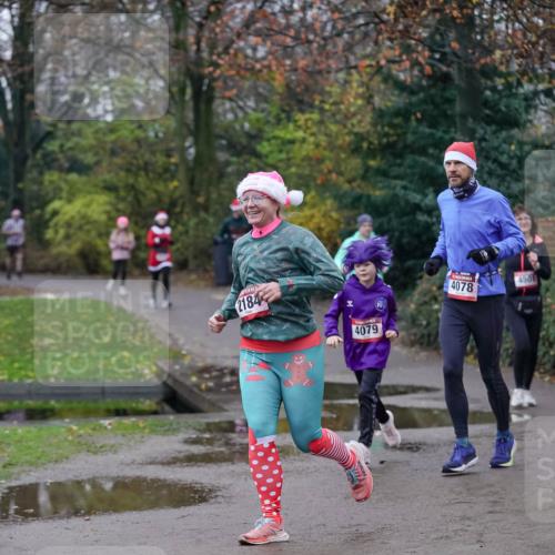 07.12.2025 - St. Pauli X-Mass-Run No. 15 Michael Burmester http://msf.ph/oto/9412932 07.12.2025 10:02:33 Laufen 157, 2184, 4078, 4079, 4501 meine-sportfotos.de