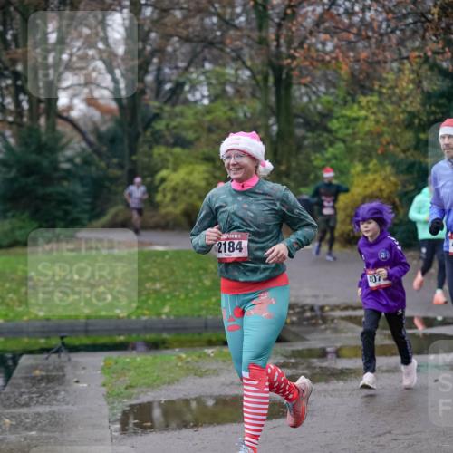 07.12.2025 - St. Pauli X-Mass-Run No. 15 Michael Burmester http://msf.ph/oto/9412940 07.12.2025 10:02:33 Laufen 15, 2184, 407 meine-sportfotos.de