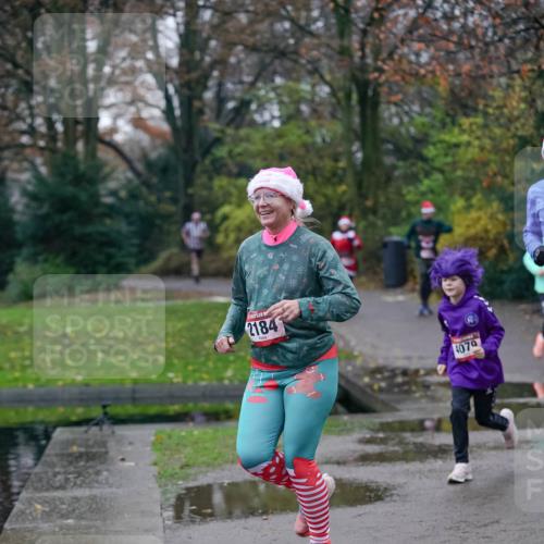 07.12.2025 - St. Pauli X-Mass-Run No. 15 Michael Burmester http://msf.ph/oto/9412943 07.12.2025 10:02:33 Laufen 2184, 4079 meine-sportfotos.de
