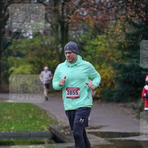 07.12.2025 - St. Pauli X-Mass-Run No. 15 Michael Burmester http://msf.ph/oto/9412979 07.12.2025 10:02:38 Laufen 15, 2855 meine-sportfotos.de