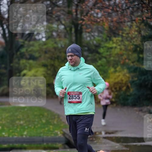 07.12.2025 - St. Pauli X-Mass-Run No. 15 Michael Burmester http://msf.ph/oto/9412982 07.12.2025 10:02:38 Laufen 15, 2855 meine-sportfotos.de