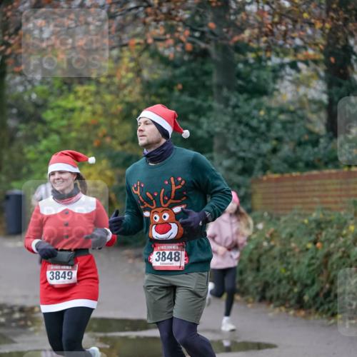 07.12.2025 - St. Pauli X-Mass-Run No. 15 Michael Burmester http://msf.ph/oto/9413012 07.12.2025 10:02:41 Laufen 3849, 15, 3848 meine-sportfotos.de