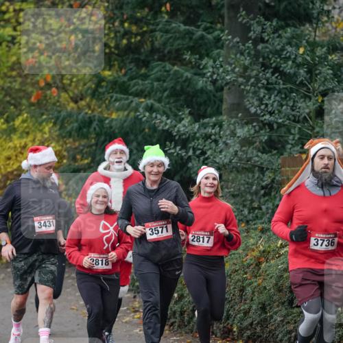 07.12.2025 - St. Pauli X-Mass-Run No. 15 Michael Burmester http://msf.ph/oto/9413059 07.12.2025 10:02:58 Laufen 3431, 2818, 3571, 3736, 2817 meine-sportfotos.de