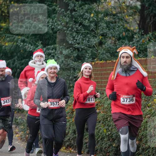 07.12.2025 - St. Pauli X-Mass-Run No. 15 Michael Burmester http://msf.ph/oto/9413071 07.12.2025 10:02:59 Laufen 3431, 357, 2817, 3736 meine-sportfotos.de