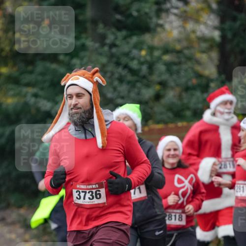 07.12.2025 - St. Pauli X-Mass-Run No. 15 Michael Burmester http://msf.ph/oto/9413092 07.12.2025 10:03:01 Laufen 15, 3736, 2818, 2819, 281 meine-sportfotos.de