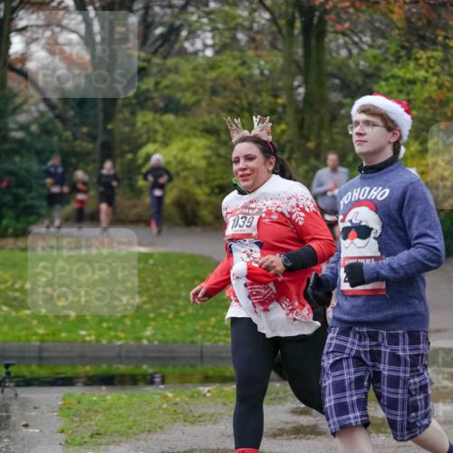 07.12.2025 - St. Pauli X-Mass-Run No. 15 Michael Burmester http://msf.ph/oto/9413245 07.12.2025 10:03:16 Laufen 1039 meine-sportfotos.de