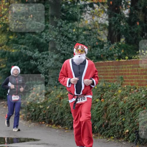 07.12.2025 - St. Pauli X-Mass-Run No. 15 Michael Burmester http://msf.ph/oto/9413348 07.12.2025 10:03:25 Laufen 153, 15, 720 meine-sportfotos.de