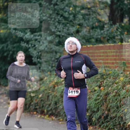 07.12.2025 - St. Pauli X-Mass-Run No. 15 Michael Burmester http://msf.ph/oto/9413377 07.12.2025 10:03:28 Laufen 4419 meine-sportfotos.de