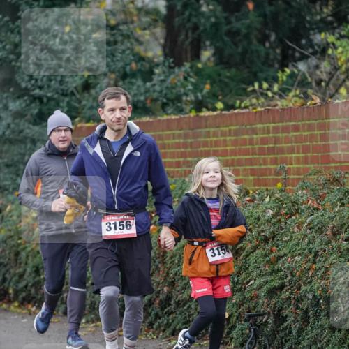 07.12.2025 - St. Pauli X-Mass-Run No. 15 Michael Burmester http://msf.ph/oto/9413408 07.12.2025 10:03:33 Laufen 3156, 3154 meine-sportfotos.de