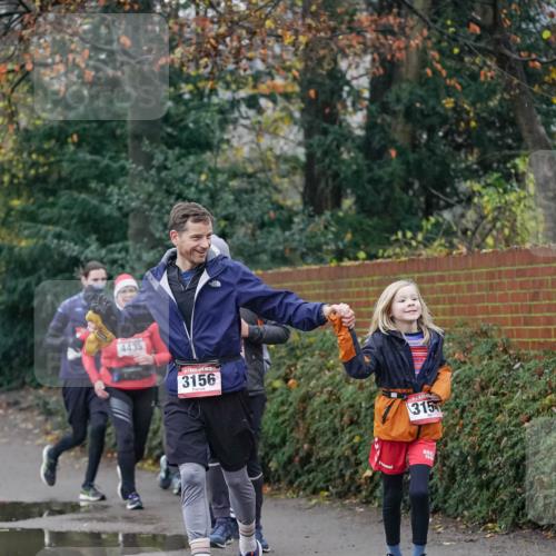 07.12.2025 - St. Pauli X-Mass-Run No. 15 Michael Burmester http://msf.ph/oto/9413432 07.12.2025 10:03:35 Laufen 4435, 3156, 315 meine-sportfotos.de