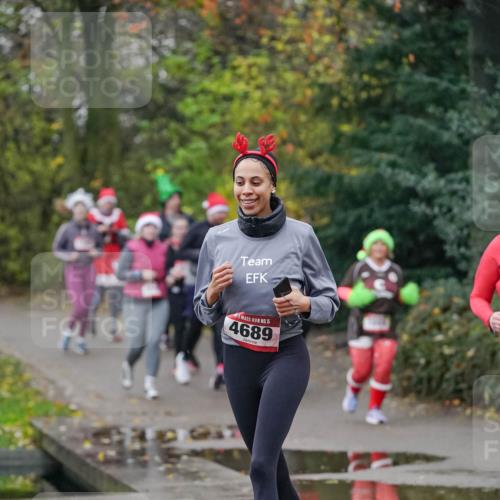 07.12.2025 - St. Pauli X-Mass-Run No. 15 Michael Burmester http://msf.ph/oto/9413459 07.12.2025 10:03:38 Laufen 15, 4689 meine-sportfotos.de