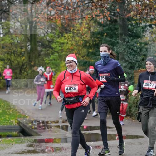 07.12.2025 - St. Pauli X-Mass-Run No. 15 Michael Burmester http://msf.ph/oto/9413483 07.12.2025 10:03:39 Laufen 4435, 26, 2677 meine-sportfotos.de