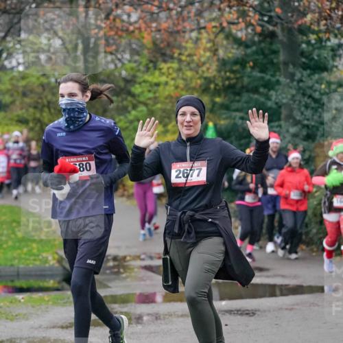 07.12.2025 - St. Pauli X-Mass-Run No. 15 Michael Burmester http://msf.ph/oto/9413498 07.12.2025 10:03:41 Laufen 15, 80, 15, 2677, 18 meine-sportfotos.de