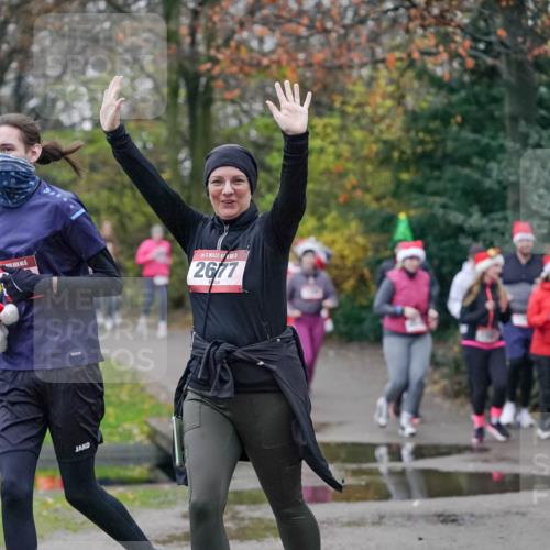 07.12.2025 - St. Pauli X-Mass-Run No. 15 Michael Burmester http://msf.ph/oto/9413510 07.12.2025 10:03:41 Laufen 2677 meine-sportfotos.de