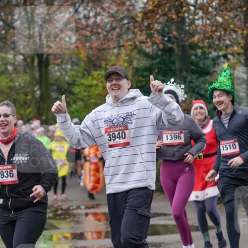 07.12.2025 - St. Pauli X-Mass-Run No. 15 Michael Burmester http://msf.ph/oto/9413602 07.12.2025 10:03:48 Laufen 15, 936, 15, 3940, 1396, 1510 meine-sportfotos.de