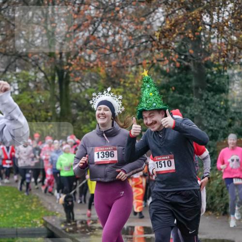 07.12.2025 - St. Pauli X-Mass-Run No. 15 Michael Burmester http://msf.ph/oto/9413611 07.12.2025 10:03:49 Laufen 15, 1396, 15, 1510, 3777 meine-sportfotos.de