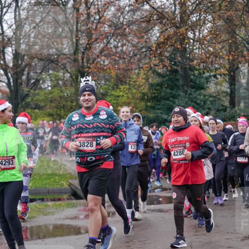 07.12.2025 - St. Pauli X-Mass-Run No. 15 Michael Burmester http://msf.ph/oto/9413739 07.12.2025 10:04:00 Laufen 4293, 0, 15, 3828, 131, 2024, 4286, 3771 meine-sportfotos.de