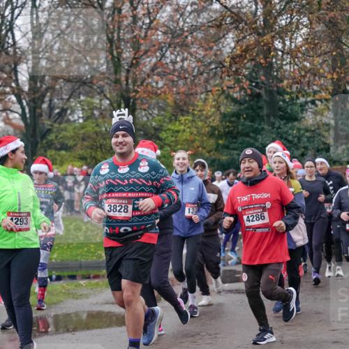 07.12.2025 - St. Pauli X-Mass-Run No. 15 Michael Burmester http://msf.ph/oto/9413742 07.12.2025 10:04:00 Laufen 1293, 15, 3828, 131, 2024, 4286, 28 meine-sportfotos.de