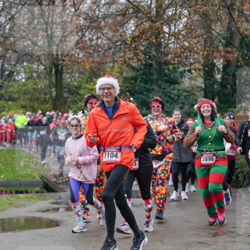 07.12.2025 - St. Pauli X-Mass-Run No. 15 Michael Burmester http://msf.ph/oto/9413832 07.12.2025 10:04:07 Laufen 15, 1104, 3, 39, 2896, 4140 meine-sportfotos.de