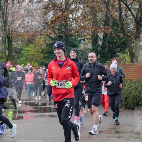 07.12.2025 - St. Pauli X-Mass-Run No. 15 Michael Burmester http://msf.ph/oto/9413892 07.12.2025 10:04:11 Laufen 5, 124, 29 meine-sportfotos.de