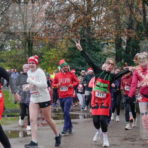 07.12.2025 - St. Pauli X-Mass-Run No. 15 Michael Burmester http://msf.ph/oto/9413951 07.12.2025 10:04:16 Laufen 3986, 3413, 2104, 211, 341 meine-sportfotos.de